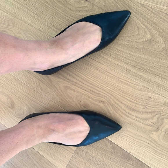 Aldo pointed black leather pumps - Picture 5 of 5
